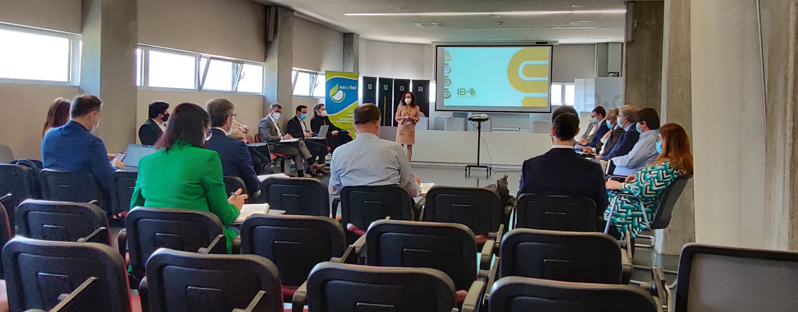 Institute for Science and Innovation for Bio-Sustainability met with the Strategic Business Council